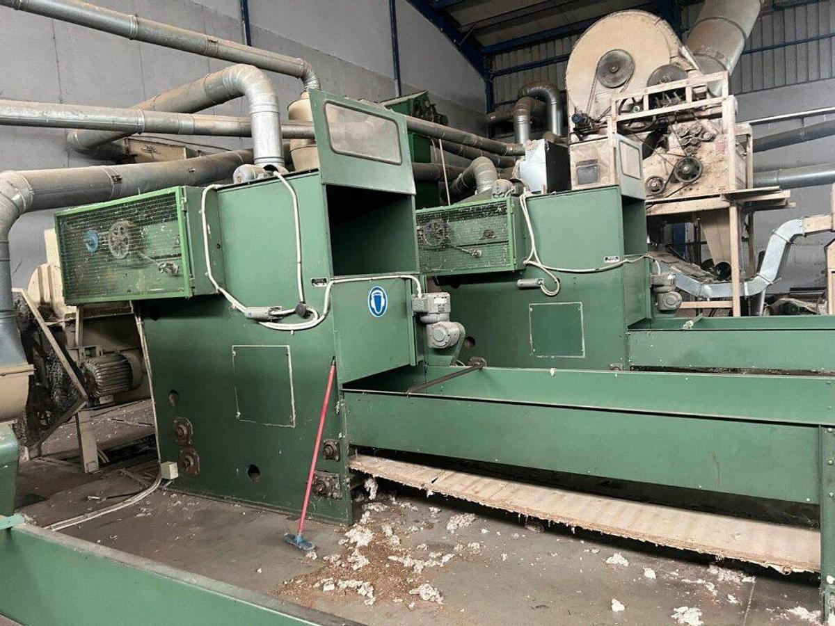 Used Διαδικασία καθαρισμού ινών βαμβακιού και σκόνης