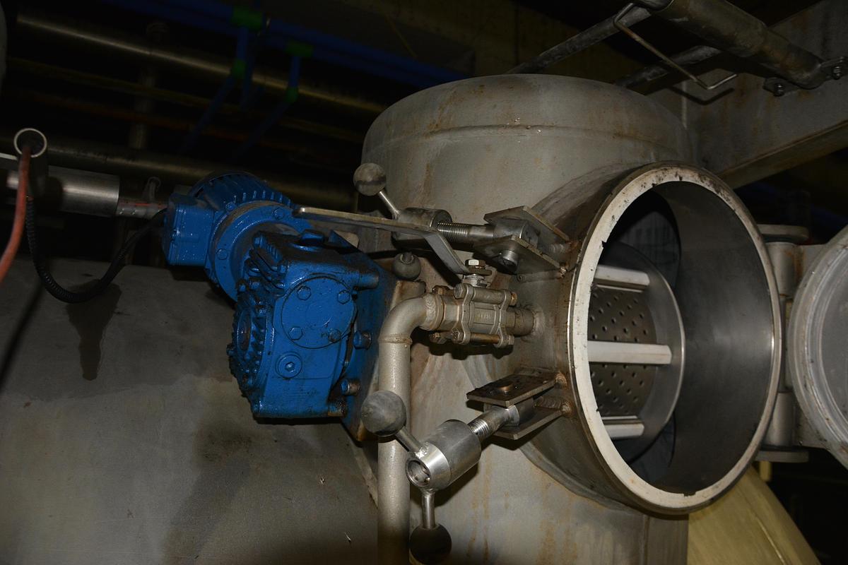 Used Sclavos HT dyeing machine Year 2002