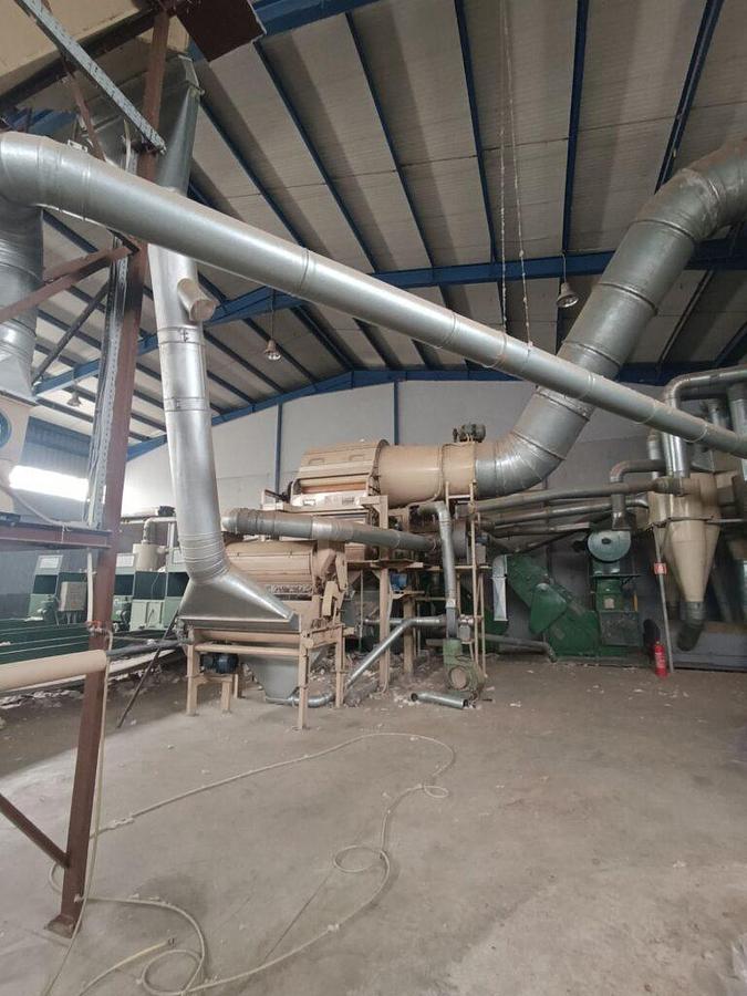 Used Διαδικασία καθαρισμού ινών βαμβακιού και σκόνης