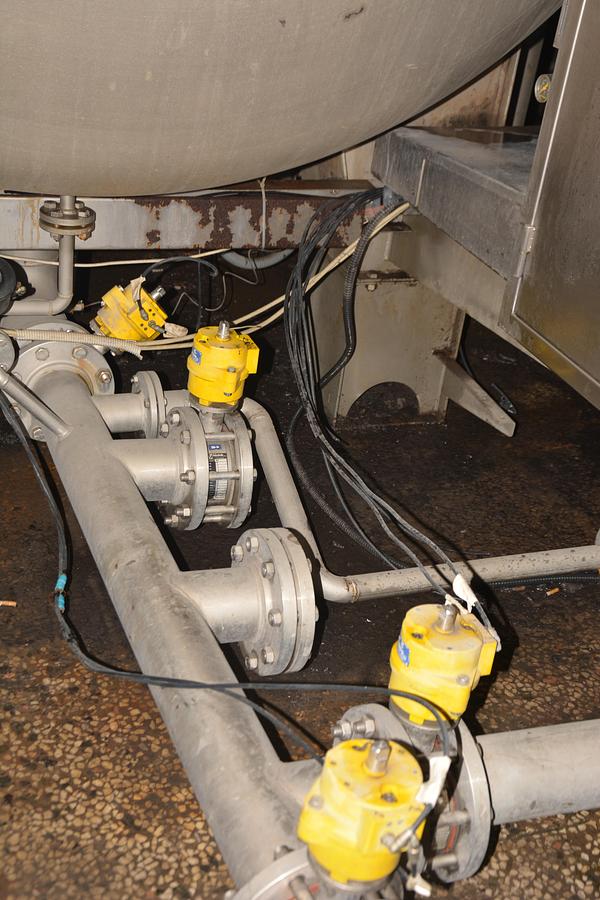 Used Sclavos HT dyeing machine Year 2002