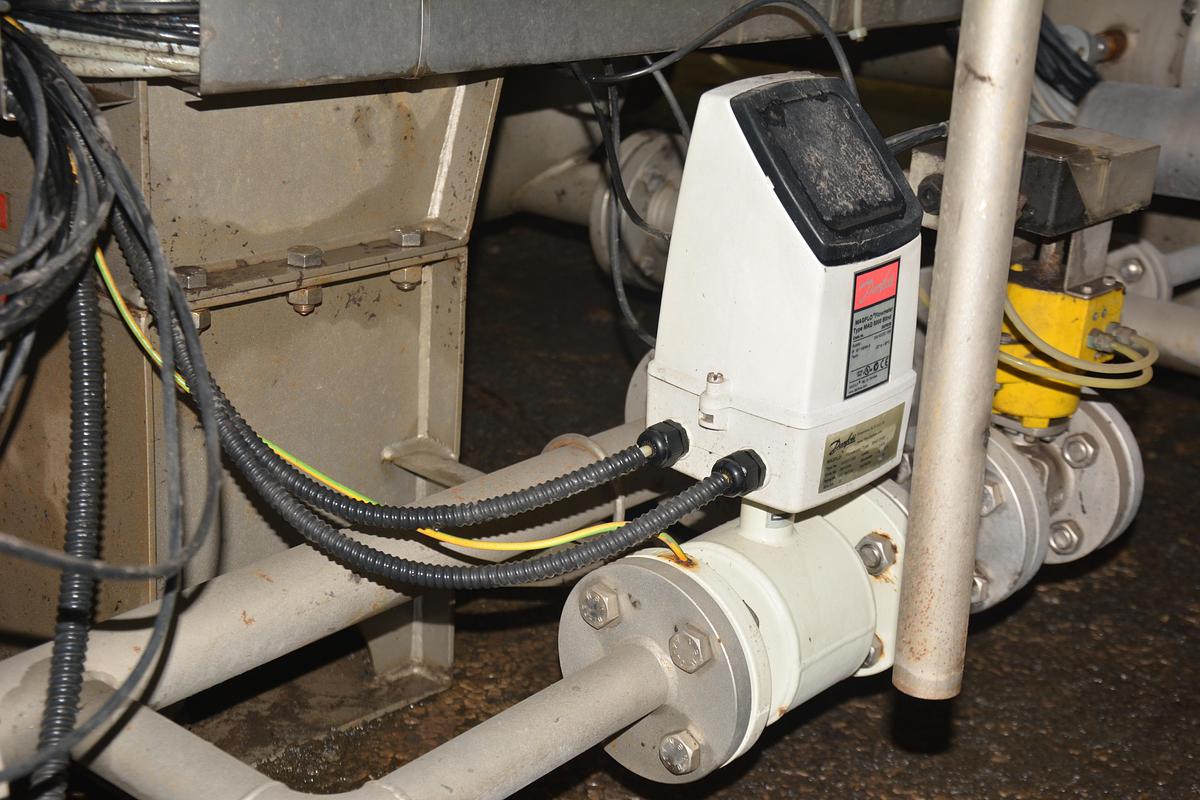 Used Sclavos HT dyeing machine Year 2002