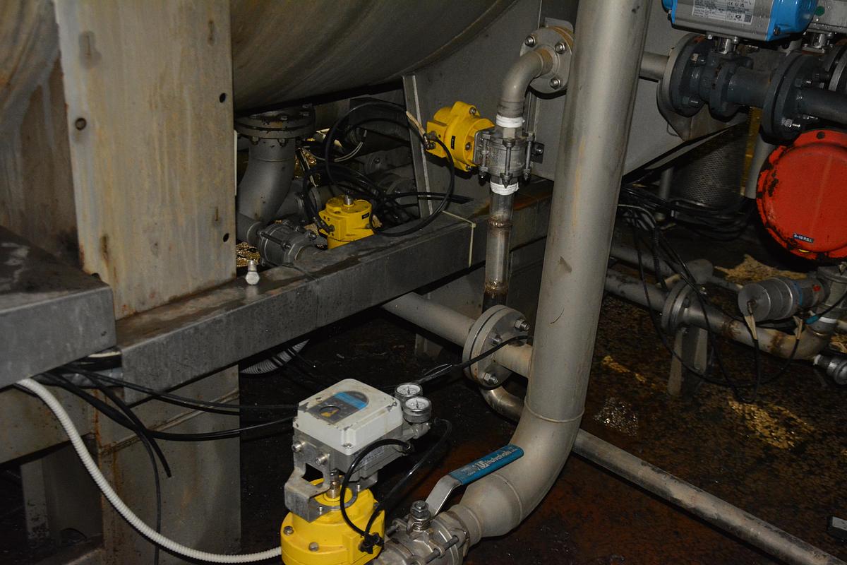 Used Sclavos HT dyeing machine Year 2002