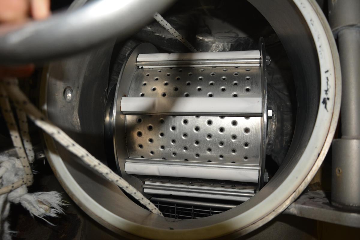 Used Sclavos HT dyeing machine Year 2002