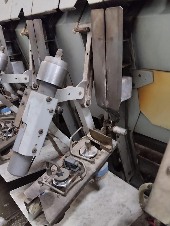 Used Μηχανή καψίματος νημάτων κατασκευαστής Rite