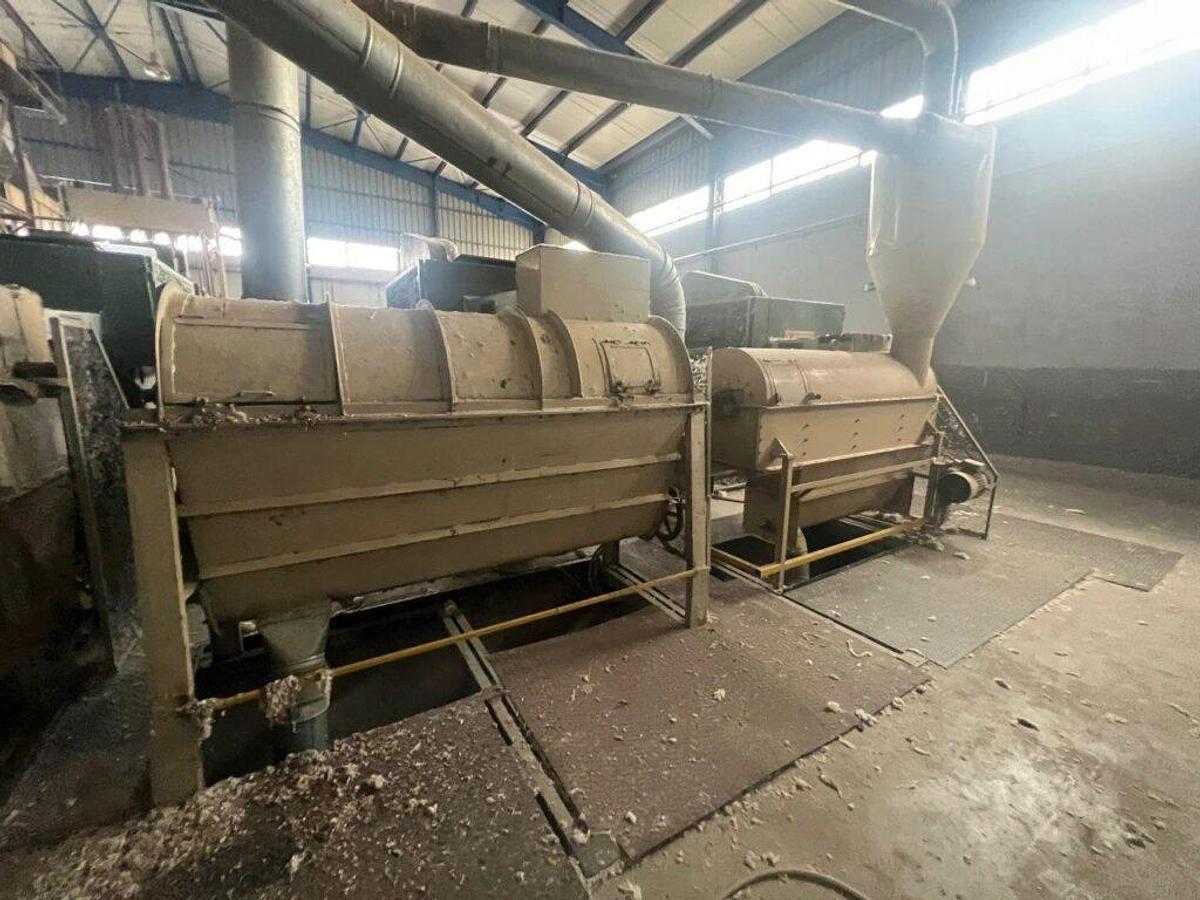 Used Διαδικασία καθαρισμού ινών βαμβακιού και σκόνης