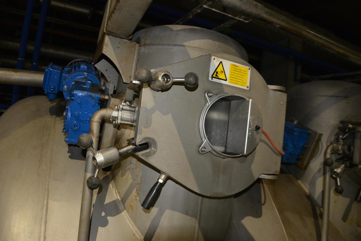 Used Sclavos HT dyeing machine Year 2002