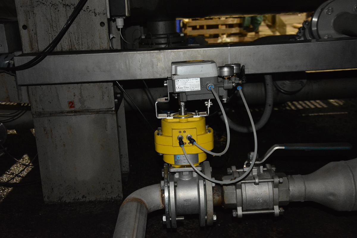 Used Sclavos HT dyeing machine Year 2002