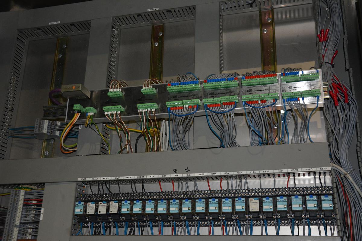 Used Sclavos HT dyeing machine Year 2002