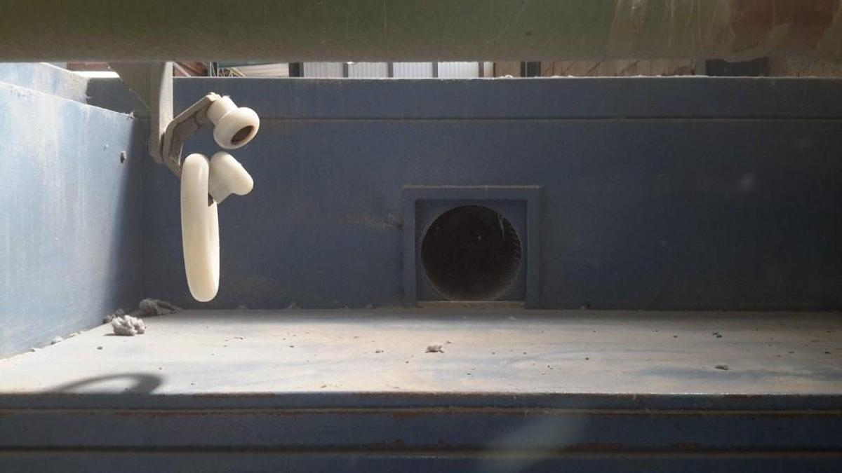 Used ΑΝΑΚΑΜΨΗ / ΓΥΡΙΣΜΟΣ ΣΩΛΗΝΑΚΙΟΥ / FERRARO / 1995