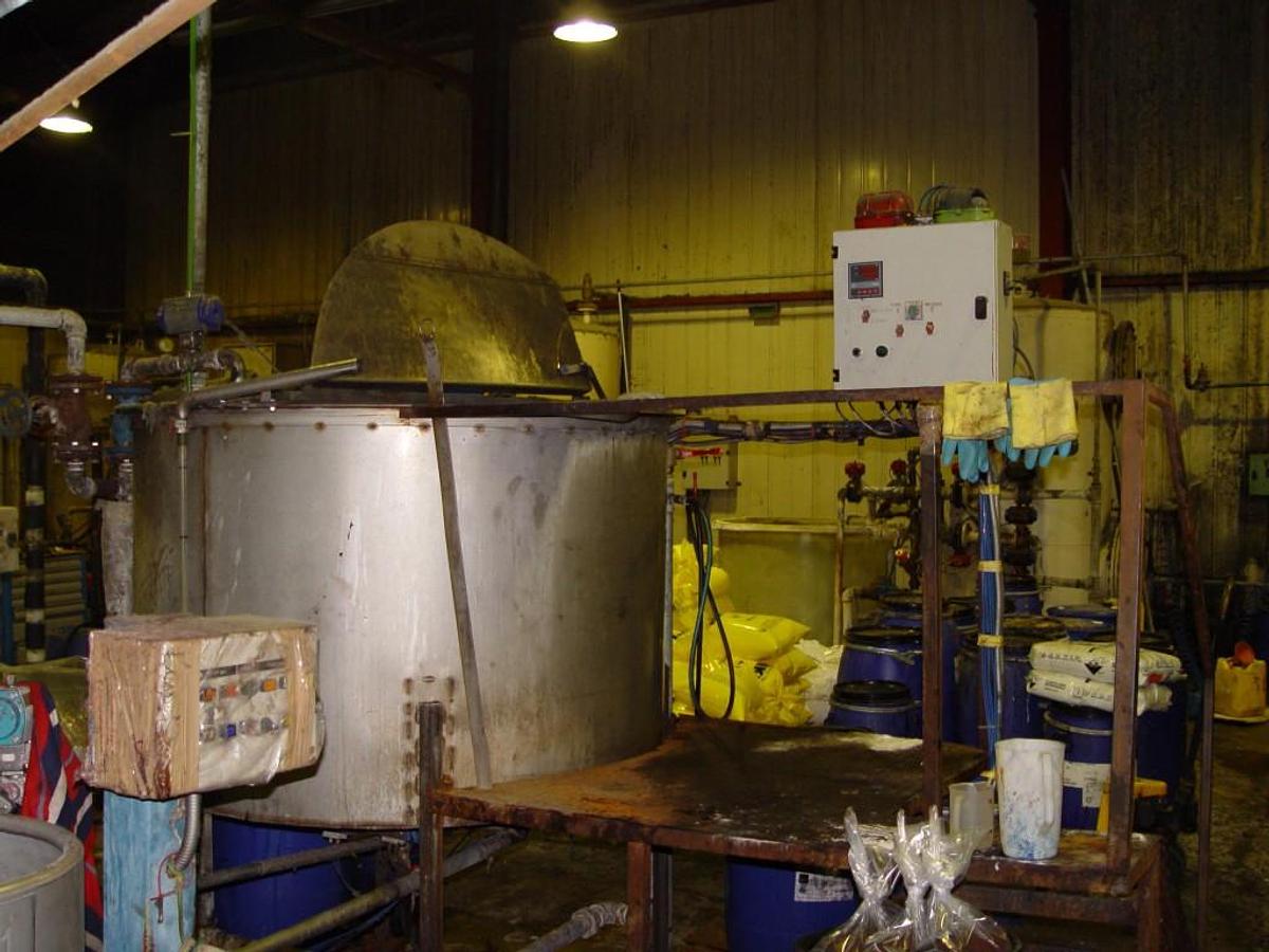 Used YARN DYEING PACKAGE / ORDER CODE 6900.10