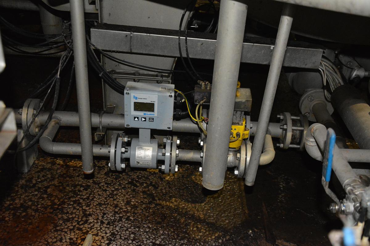 Used Sclavos HT dyeing machine Year 2002