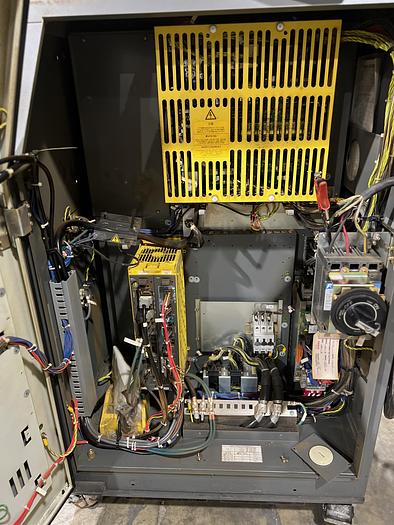 Used FANUC M900iA/260L, CLEANED AND TESTED, ONLY 4,958 HOURS