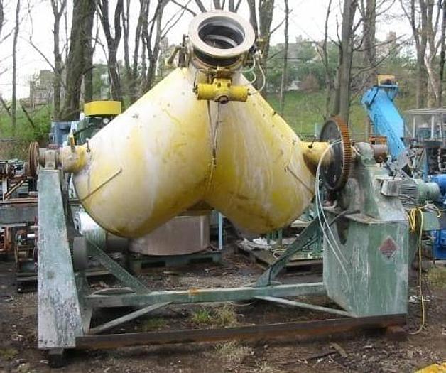 Used 30 CU. FT. P-K TWIN SHELL BLENDER – S/S – JACKETED – BAR