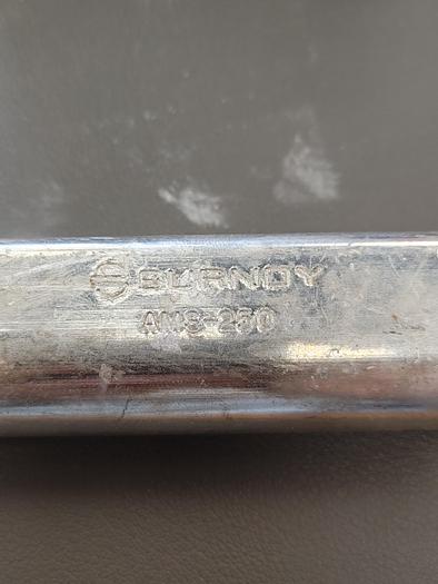 Parts Only Burndy Splice 4 Lug AMS-250 250KCMIL-6AWG AL9CU(LOTOF4)(110)