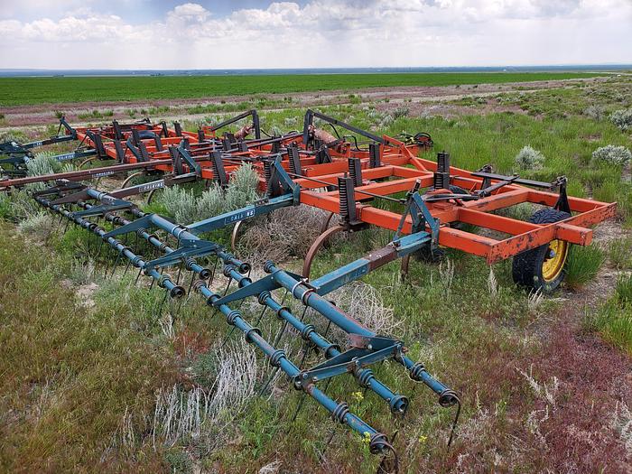 Used 30' Chisel Plow