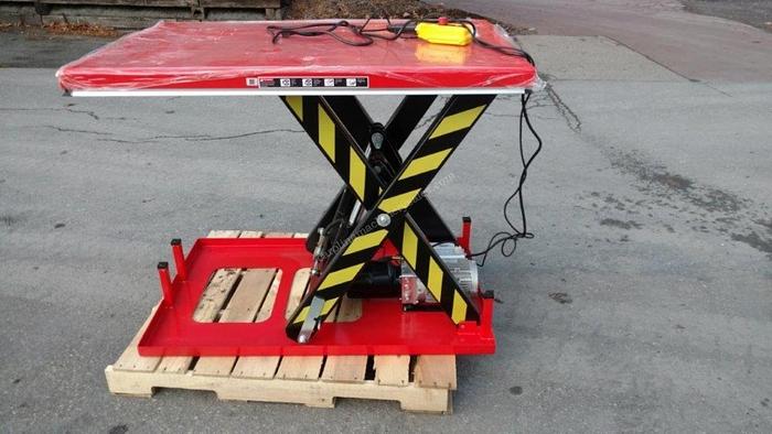 Used Unknown 4000LB lift table