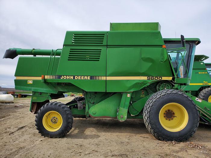 Used John Deere 9600 Combine