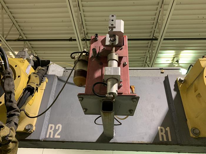 Used TEC WELD ROBOTIC DUAL TRUNION WELDING CELL WITH 2 FANUC ARCMATE 120iB'S