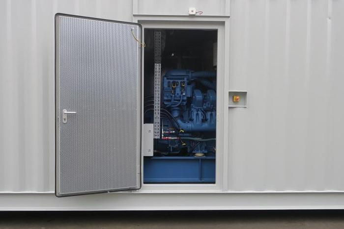 Usato 2011 MTU 12V4000 - 1650 KVA