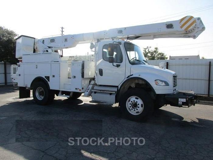 Used 2010 Freightliner M2 106 Altec AM855-MH Over-Center Bucket Truck - R4976