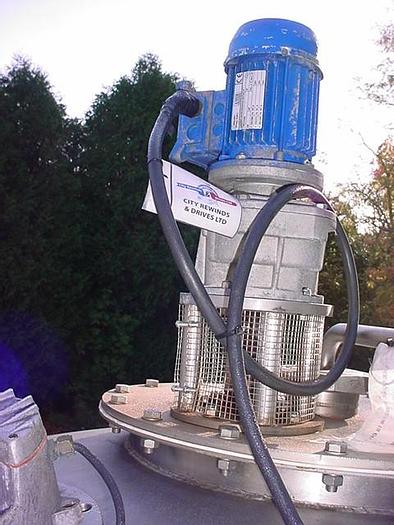 Used 550 GALLON CONE BOTTOM BREWERY TANK - S/S - JACKETED