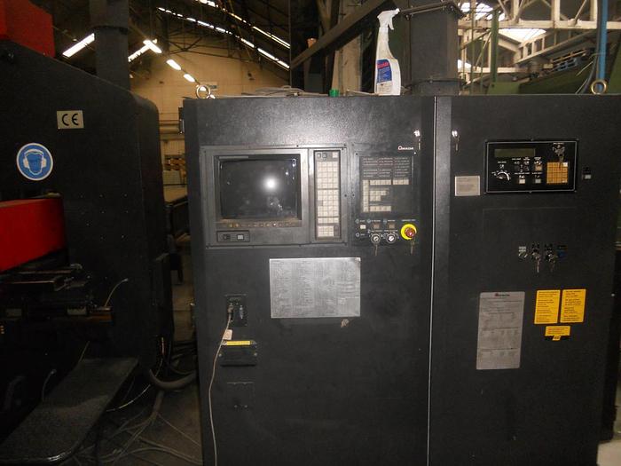 Gebruikt PONSMACHINE AMADA VIPROS KING