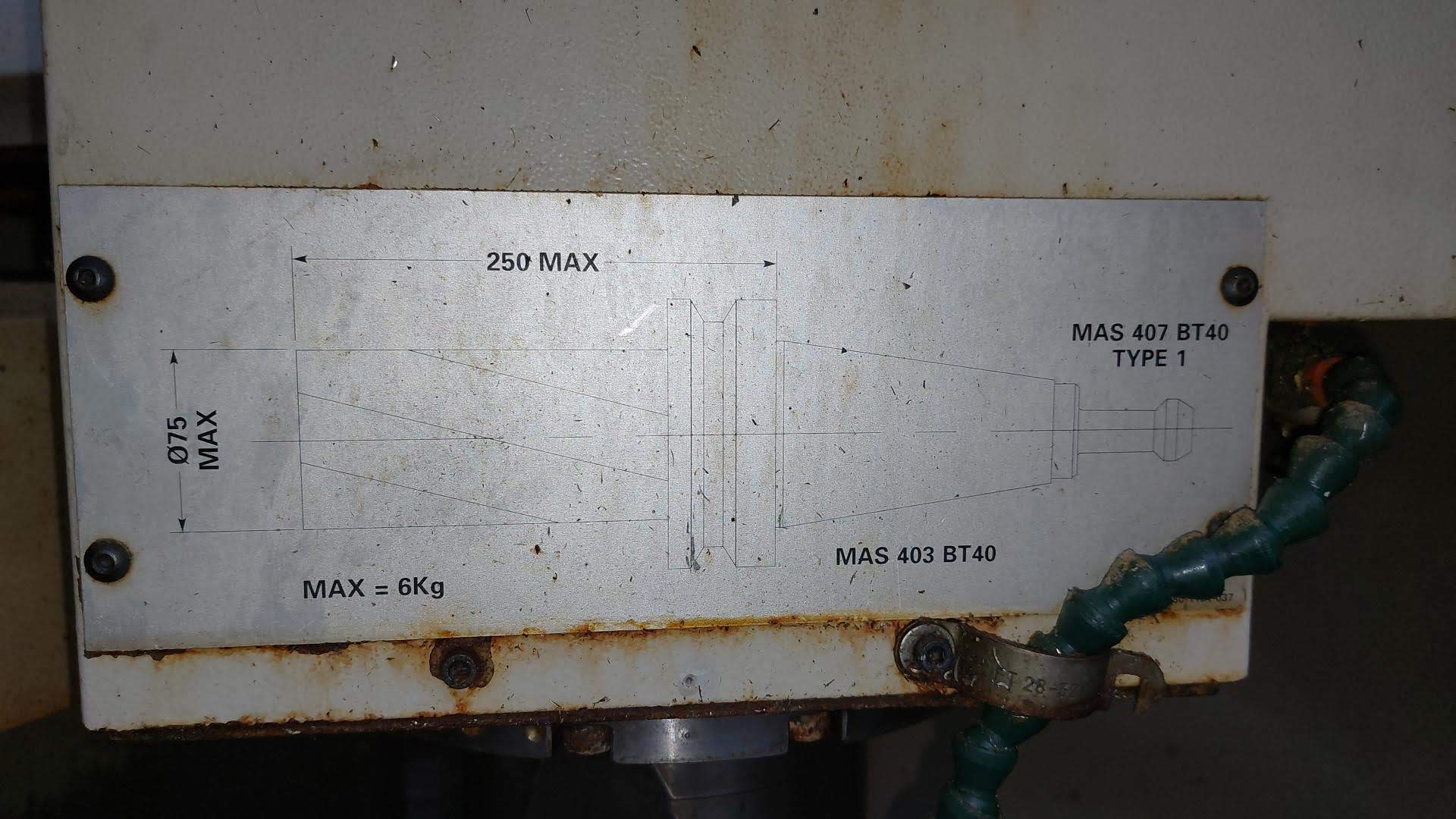 Used Bridgeport VMC 800 - 22