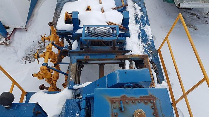 Used 1975 IDECO 4 Axle Carrier Style Oilfield Pump / Kill Truck