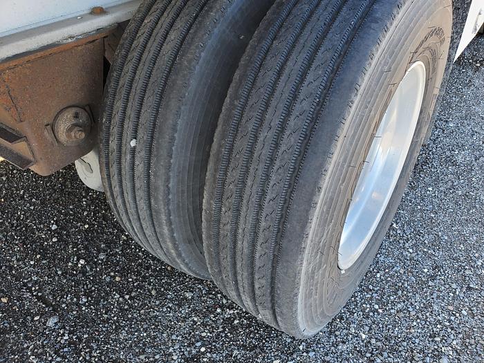 Used 2000 Ravens 48' x 96" Flatbed Trailer