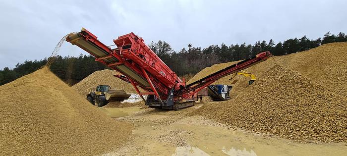 Used 2005 Terex Finlay 694 + Supertrak