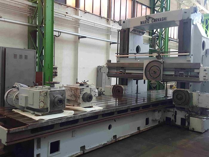 Usato FRESATRICE A PORTALE M. CARNAGHI FP 52