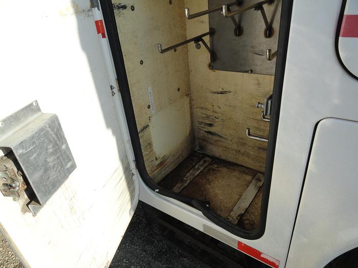 Used 2004 GMC t7500