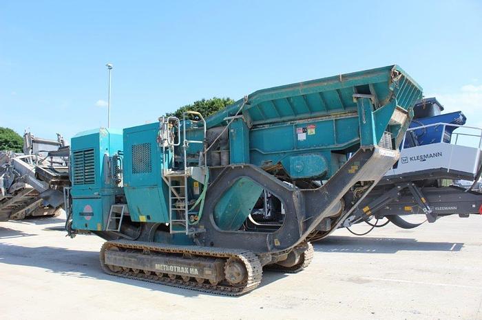 Used 2015 Powerscreen Metrotrak 900 x 600