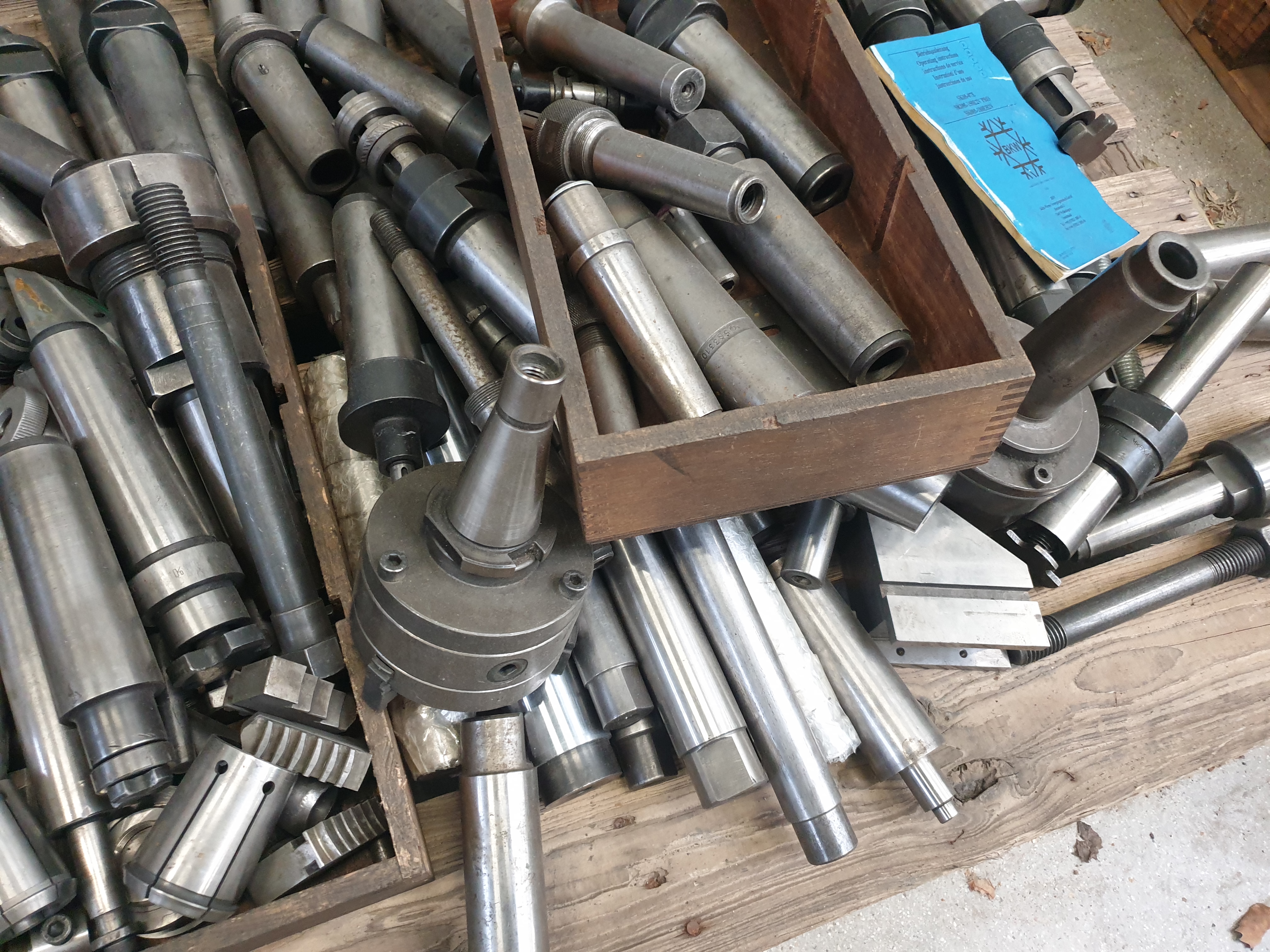 Used Schutte WU32 - Grinding - 1983