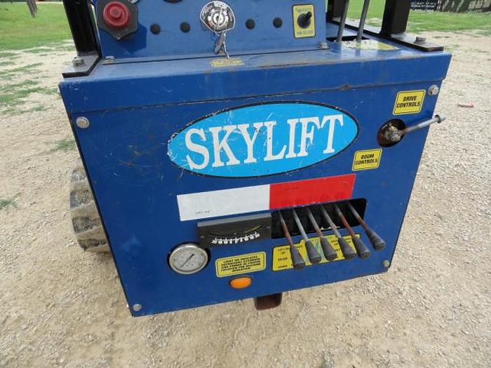 Used 2014 skylift/ versalift SUPER ARBORIST 53/VST521