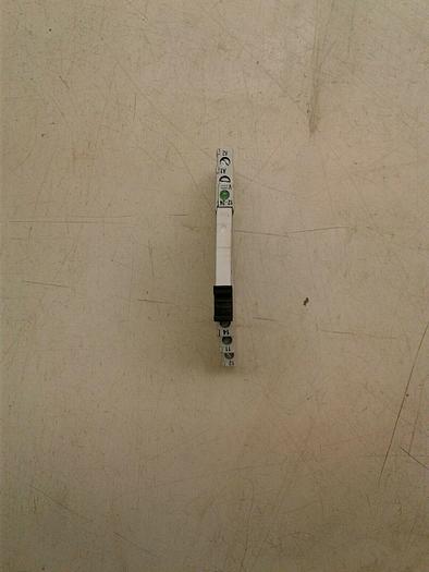 Used ALLEN BRADLEY 700-HLT1Z MODULE RELAY W/ 700-TBR24 RELAY SER. A