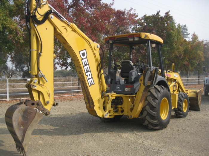 Used 2005 DEERE 410G