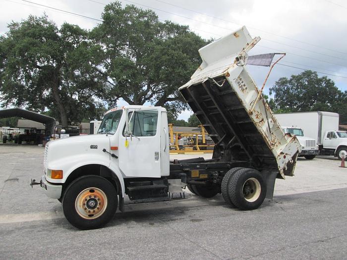 Used 2000 International 4700 Dump Truck