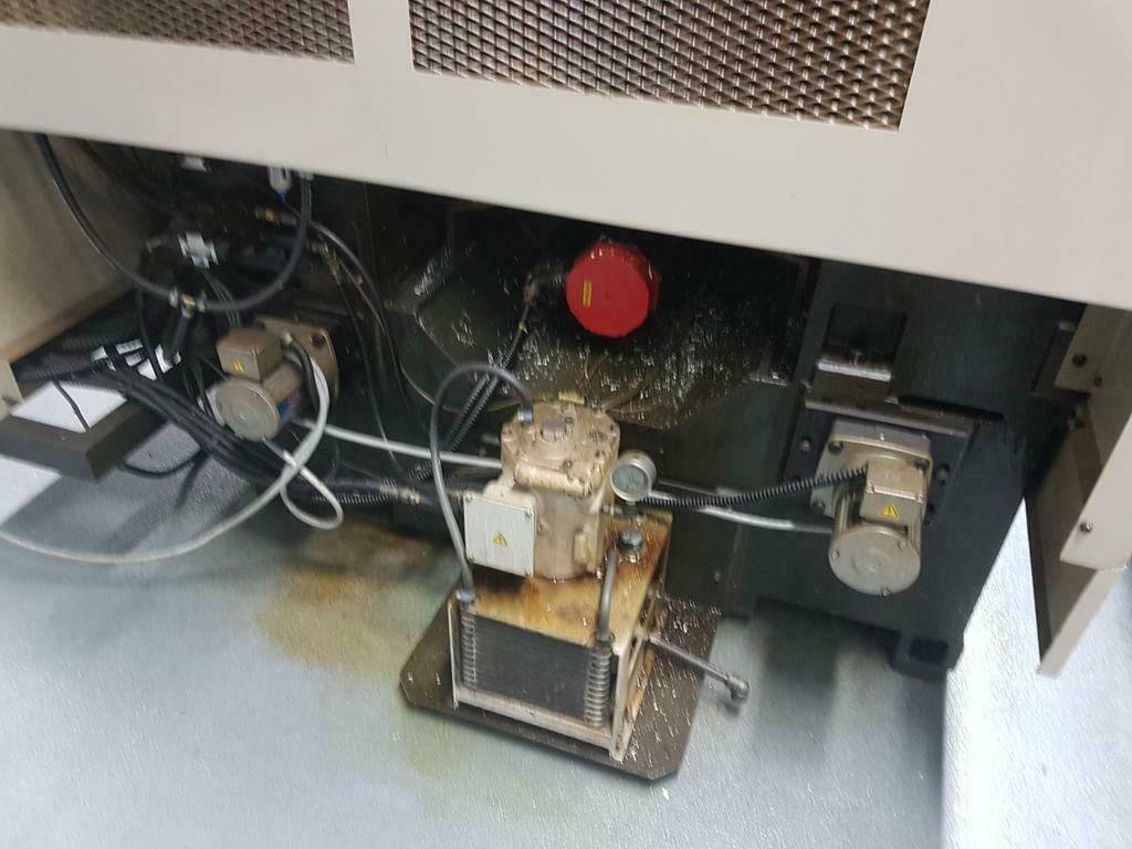 Gebruikt 1998 HITACHI SEIKI VM 50