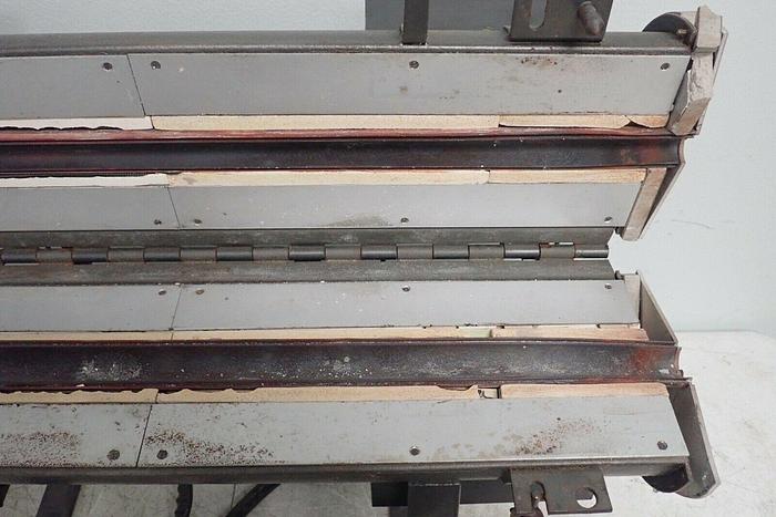 Used Lindberg Model 54S-M0024-V-2/4Z Tube Furnace