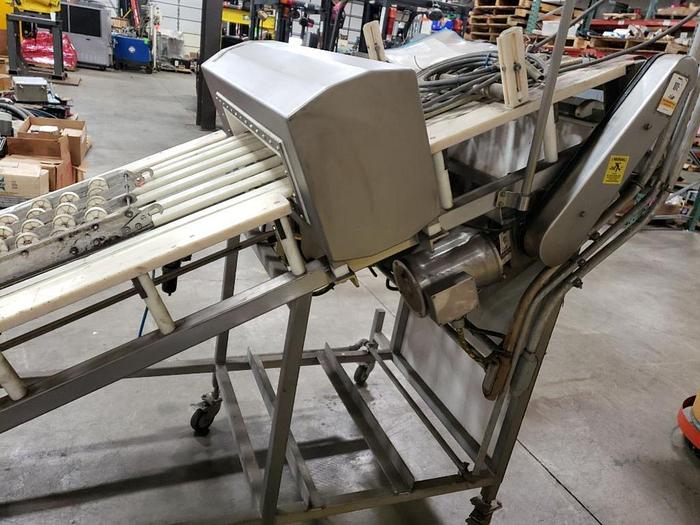 Used Metttler Safeline 410303 Metal Detector & Conveyor