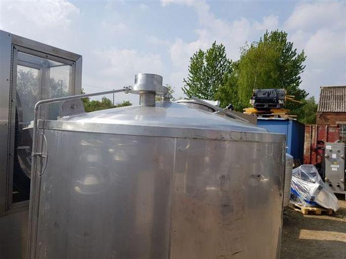 Used 2,800 Litre Stainless Steel Insulated Tank