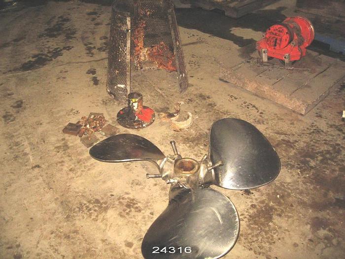 Used Beloit 3443 Agitator, Sidemount, With Approximate 42" Prop Diameter, Adjustable Pitch, Shaft Is 3" Diameter At Prop Hub, Approxiamate 36" From Flange To Center Of Agiator Hub #24316