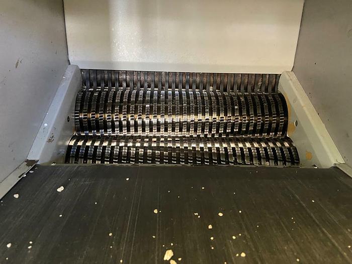 Used Schleicher Intimus 15.80 CC , shredder Mobil-Power Jet 100 , TESTED