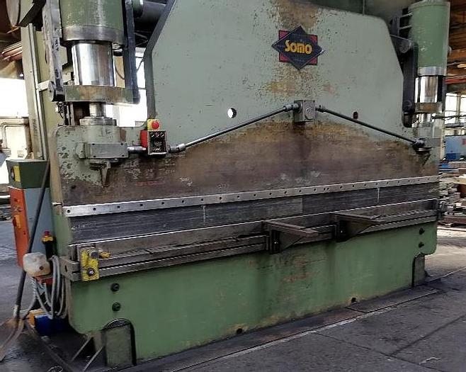 Usato PRESSA PIEGATRICE IDRAULICA SOMO DA 4000 X 300 TON CON BARRA DI TORSIONE