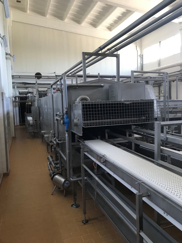 Used Gouda Euroblock Cheese Plant for 100.000 liter of milk per day - 10.000 kg of Gouda cheese per day