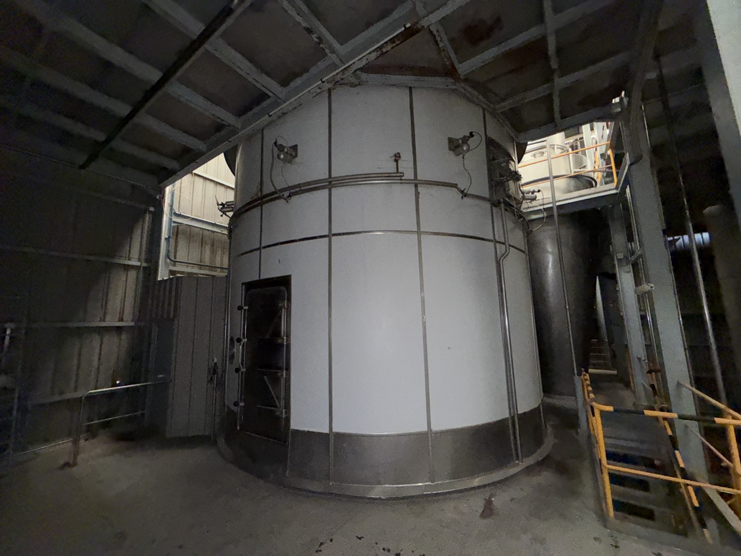 Used Complete GEA Niro Atomizer powder plant with 4-Effect TVR Evaporator, Spray Dryer, Fluidbed Dryer, Cyrstallisation tanks and filling station