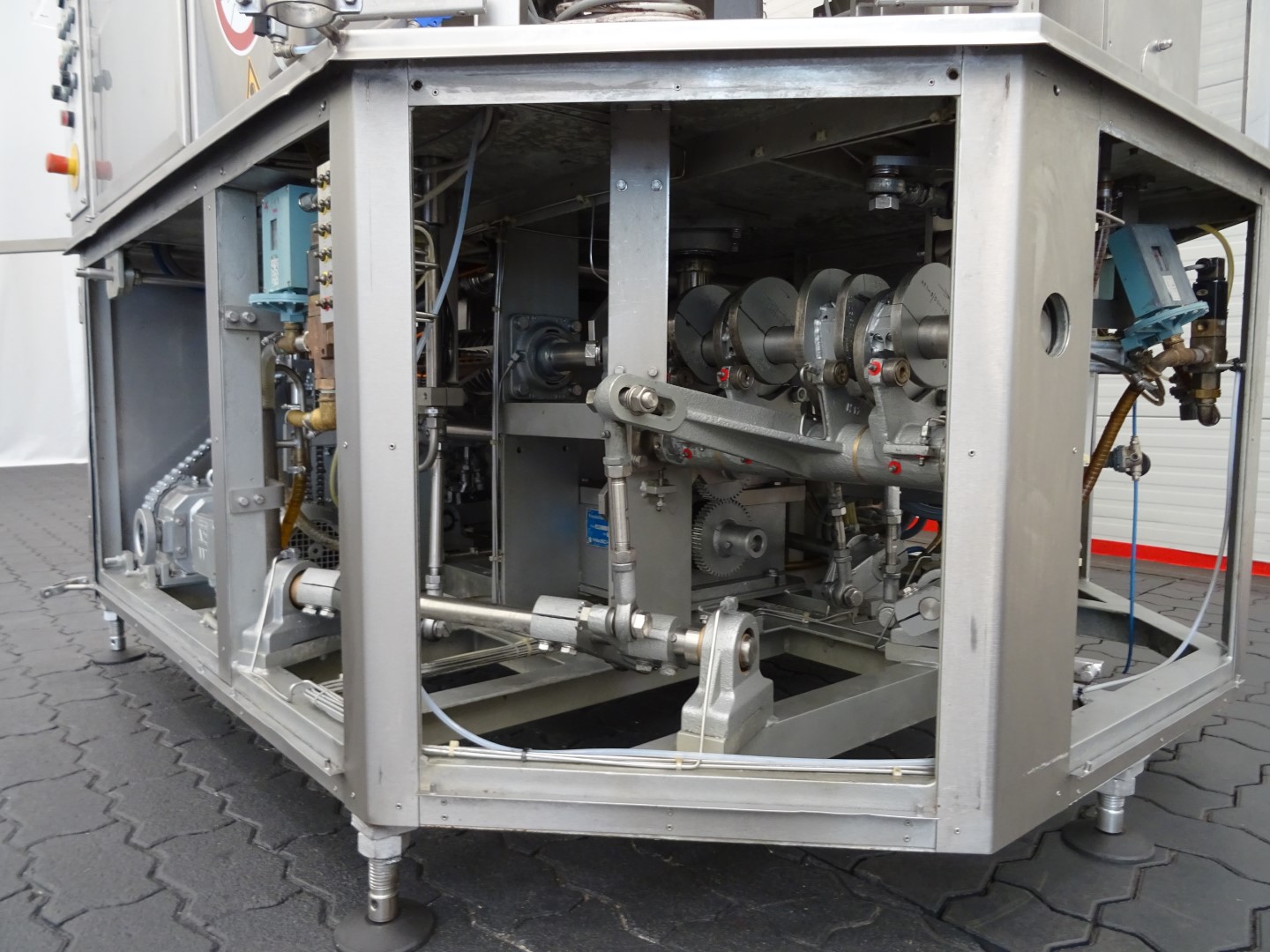 Used Cup filling and sealing machine Ampack Ammann ARL8/2