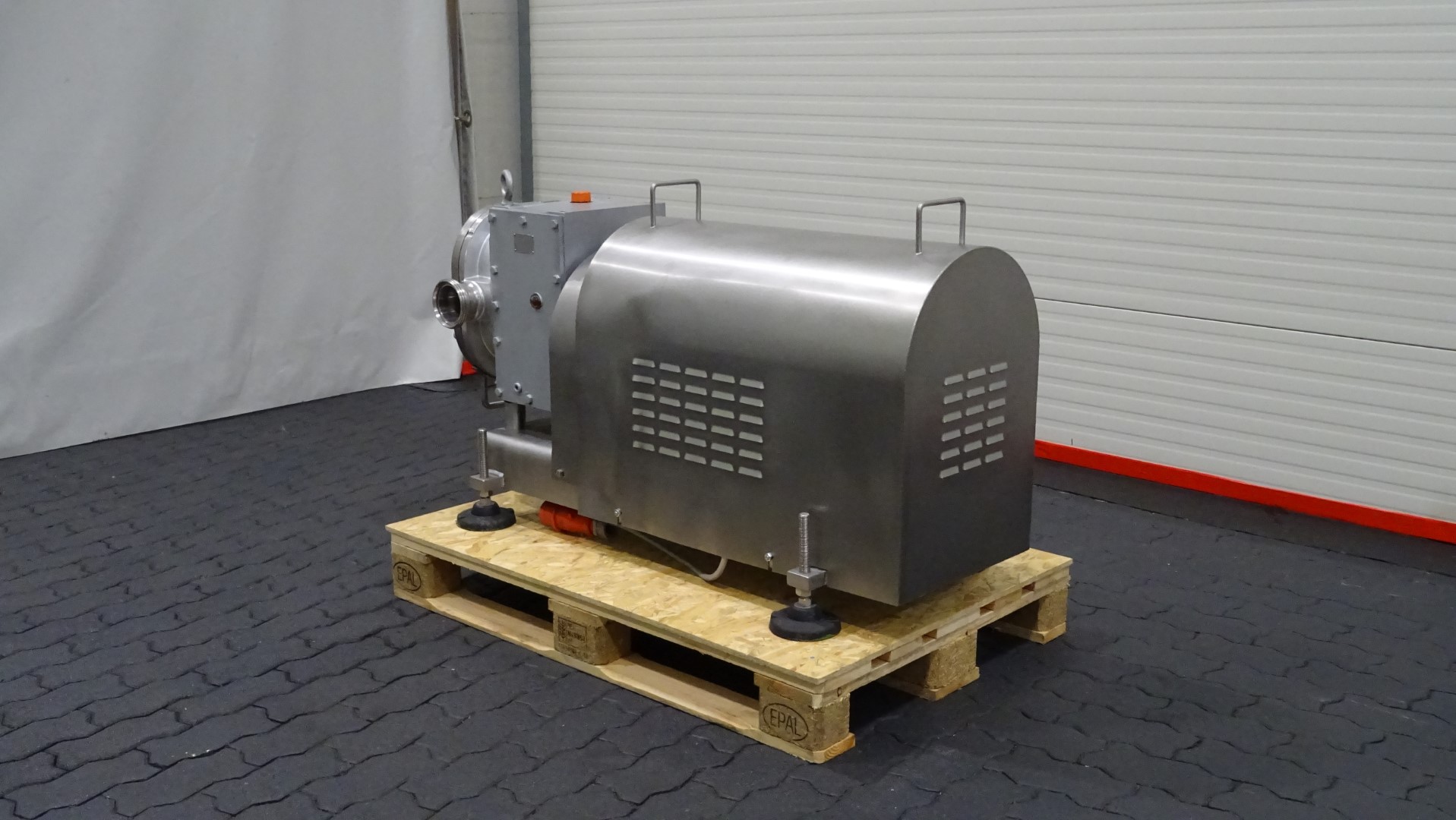 Used Rotary positive displacement pump / Lobe pump - Fristam FKL 150