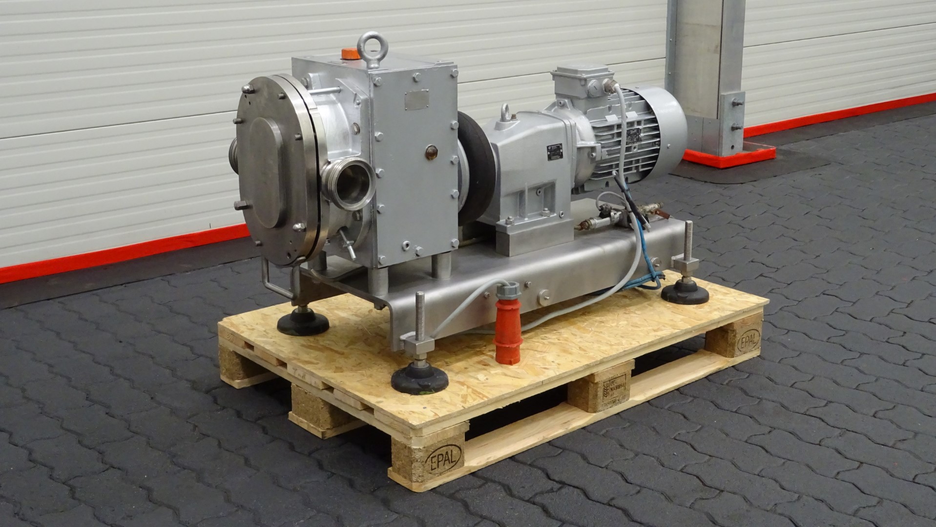 Used Rotary positive displacement pump / Lobe pump - Fristam FKL 150